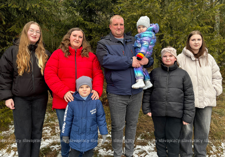     Многодетная мама Елена Тарасевич: у меня есть все, о чем я мечтала