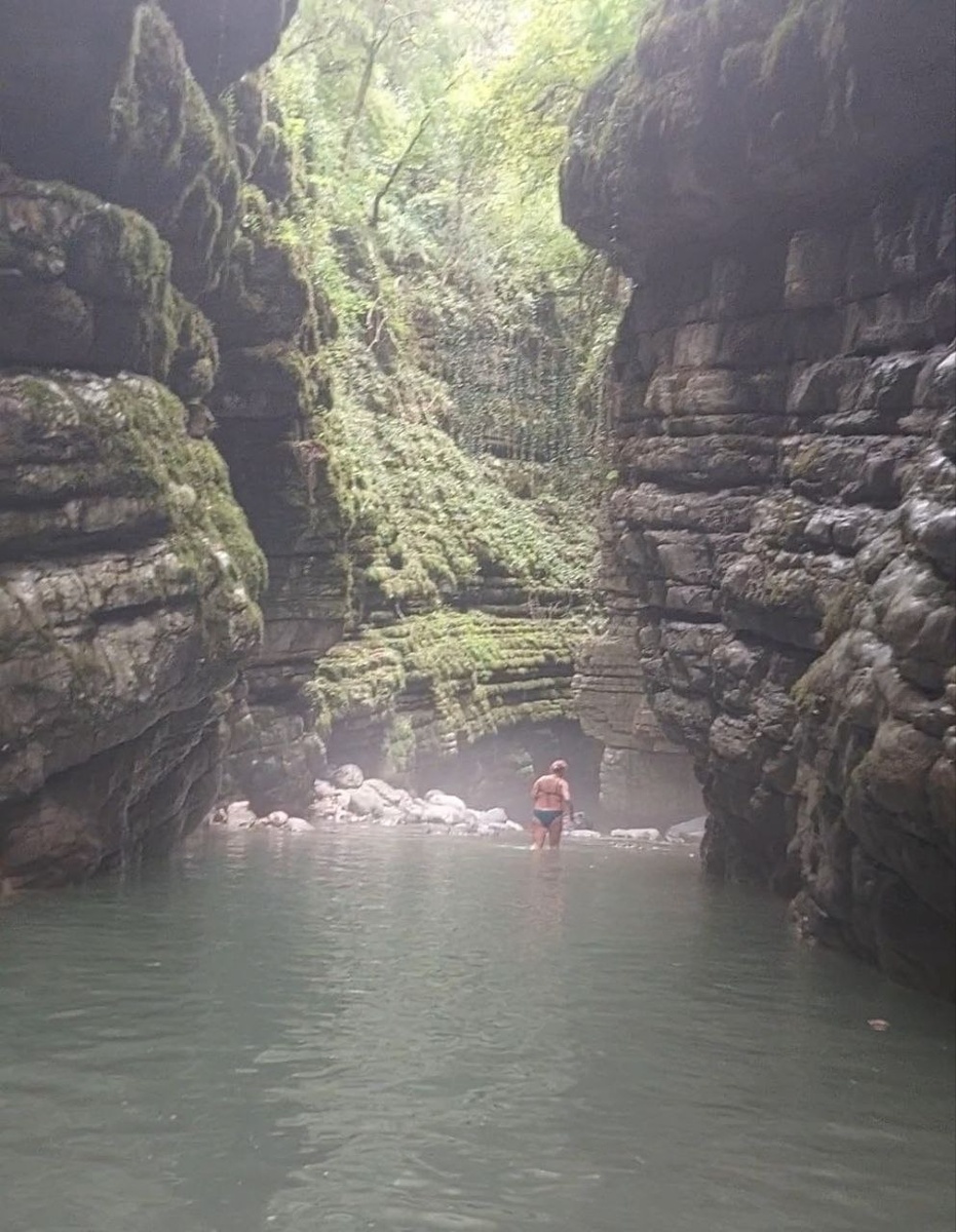 Фото из личного архива, качество не очень, так как одет влагозащитный чехол на телефон.