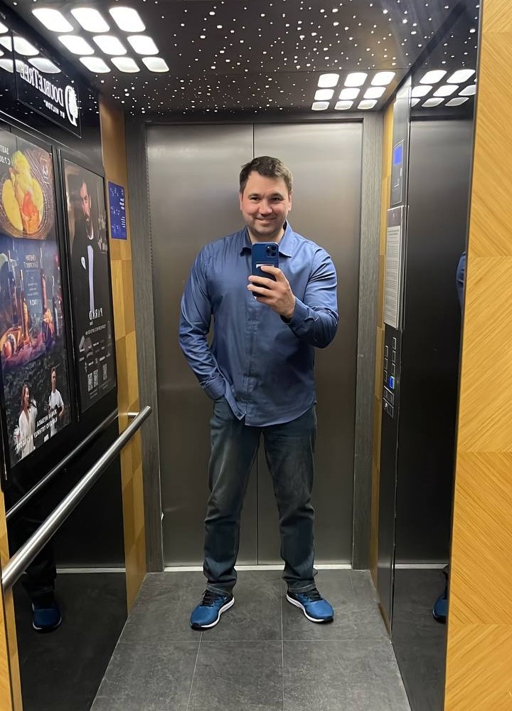 Я пошел на лекцию.