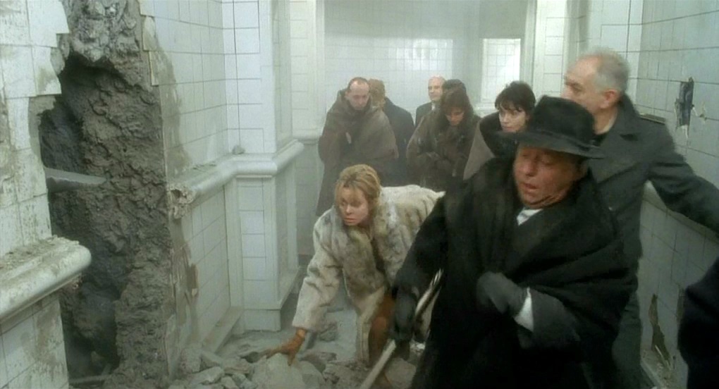 Кадр из фильма «Бункер Палас Отель» (1989)