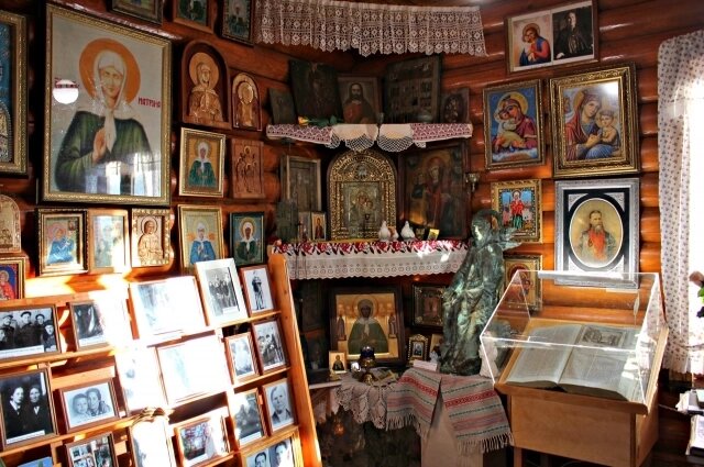    Экспонаты — подлинные предметы для совершения молитв. Фото: АиФ в Туле/ Юлия Богомолова