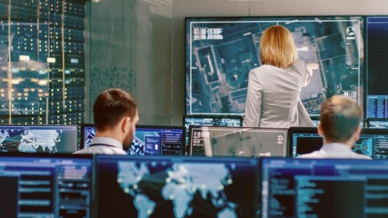    Все занимавшиеся спутниковыми данными для ВСУ западные специалисты уехали с Украины, пишет Time Ирина Петрова