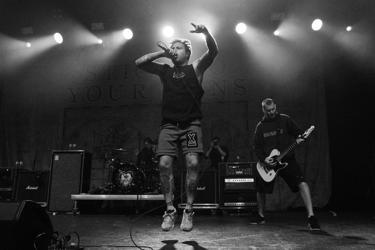    of German metalcore group Stick To Your Guns during a show at Impericon Festival (2019), Turbinenhalle, Oberhausen (DEU) /// leokreissig.de for Wikimedia Commons