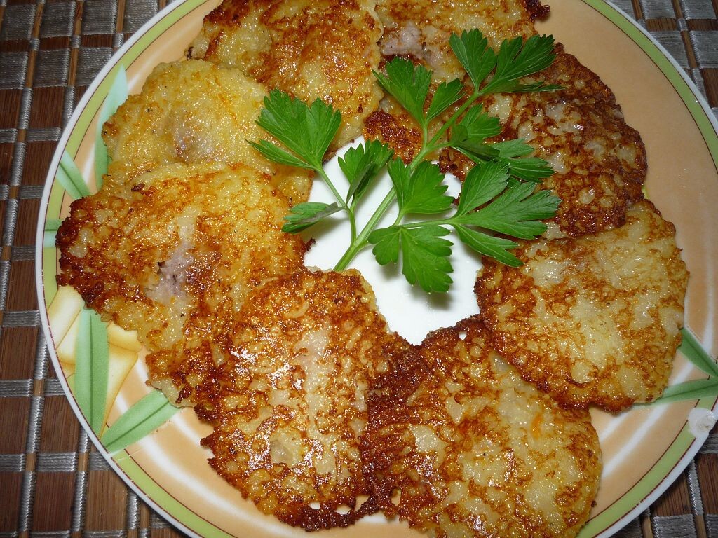 Драники из фарша индейки с картофелем 