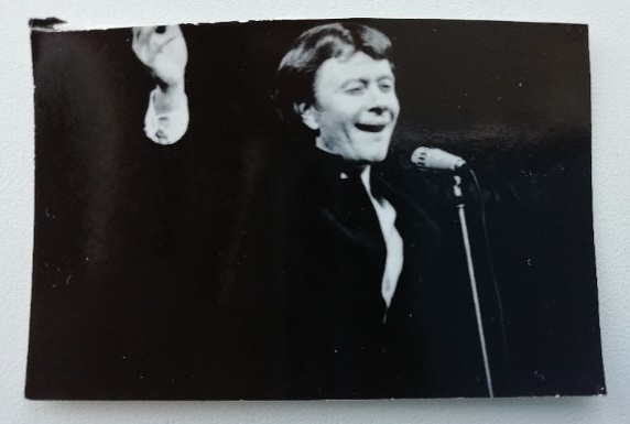 Андрей Миронов во время выступления