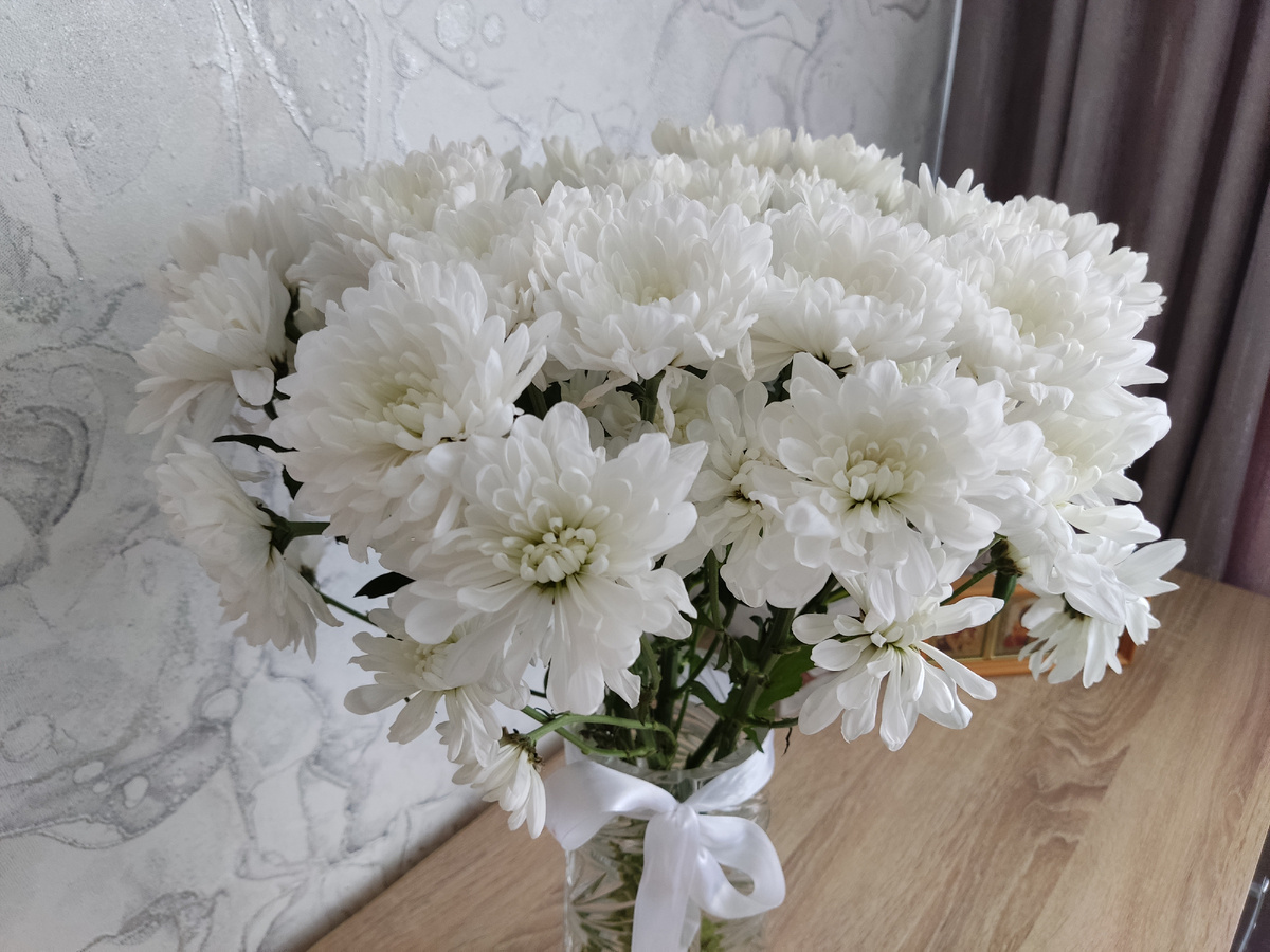 Букет из хризантем. 