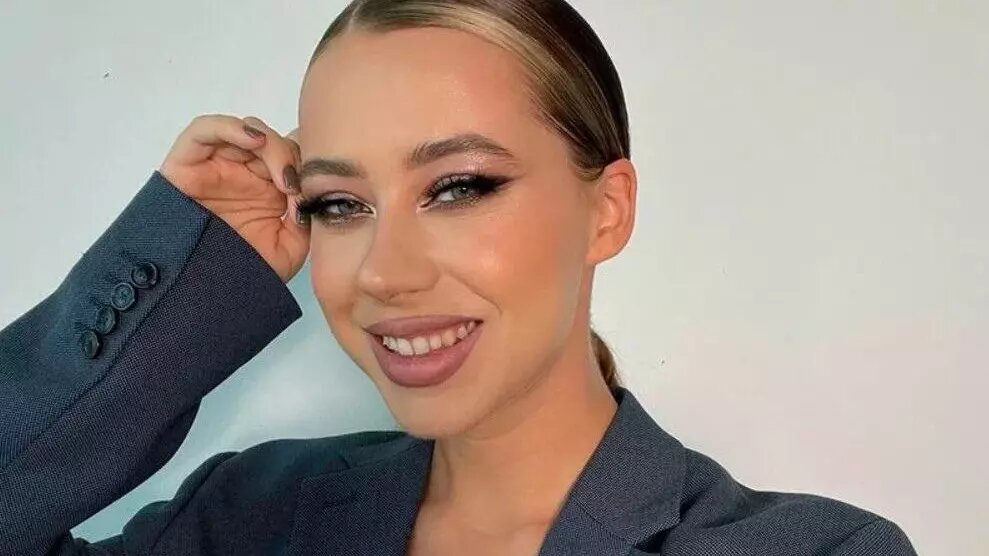 Блогера Александру Митрошину доставили в СК РФ. Источник: alexandramitroshina