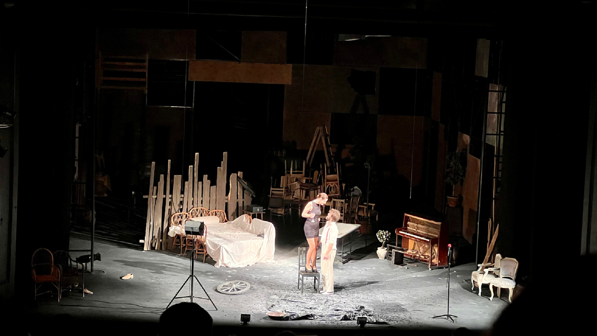 Театр имени Ленсовета «Все мы прекрасные люди»