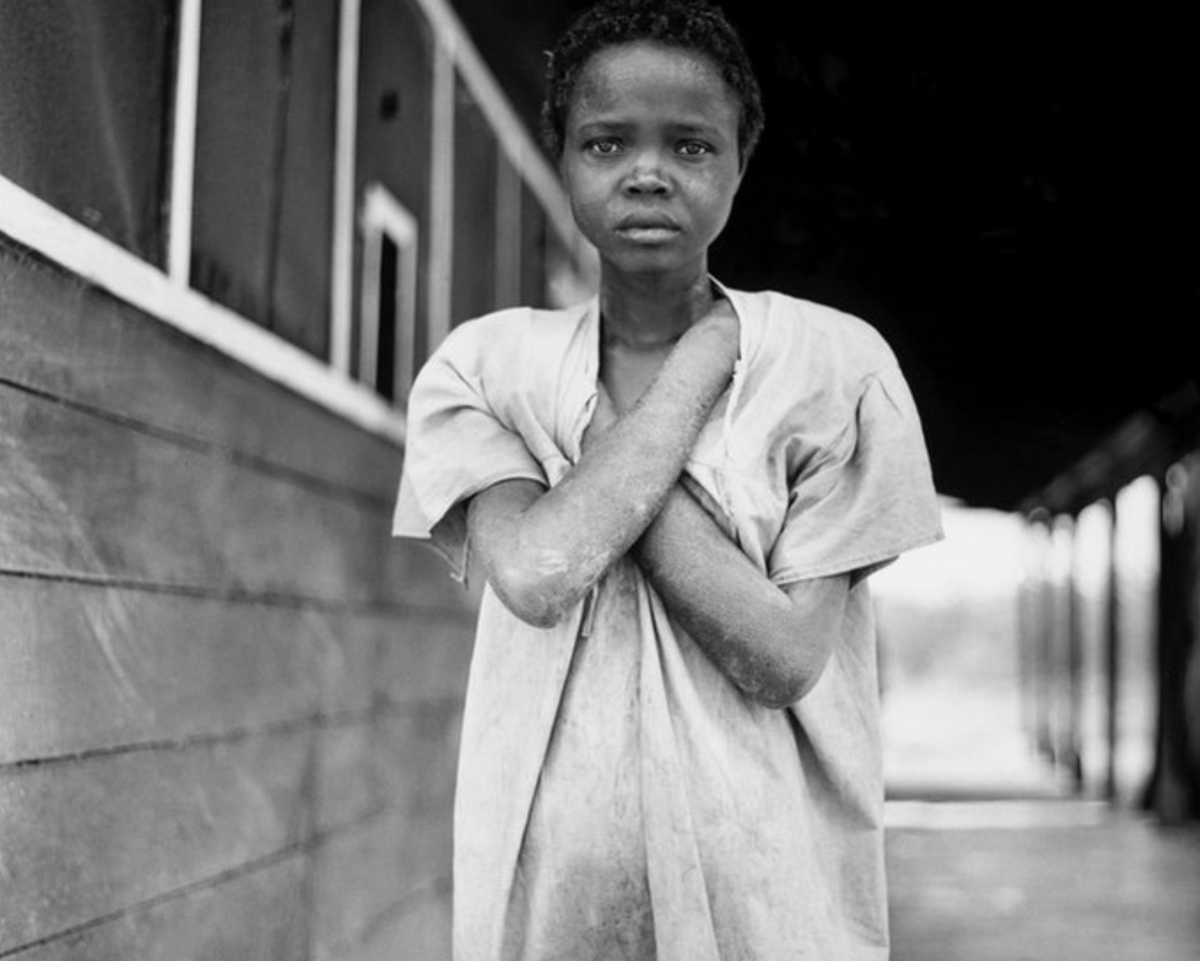 Американские фармацевтические компании протестировали препарат Миллтаун в психбольнице. Гаити. 1954 год.