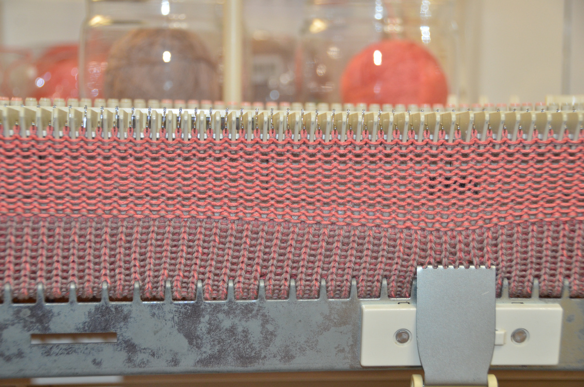 Такой цвет нитей