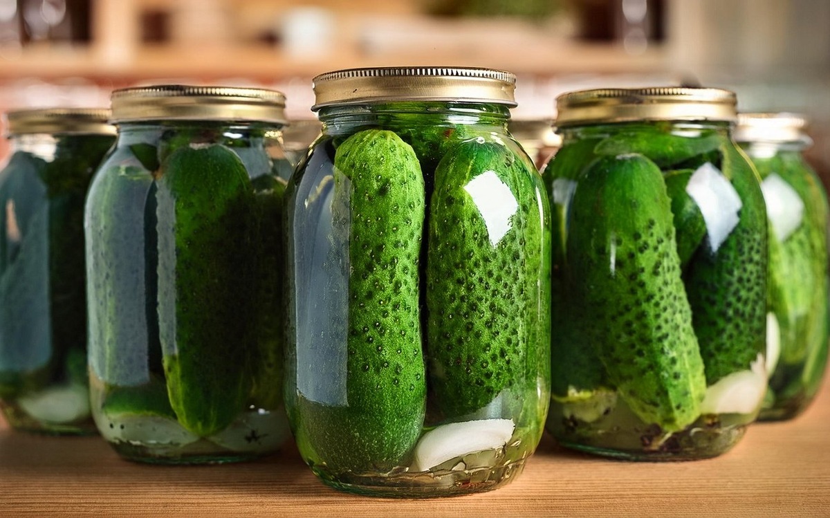 Ваша закатка будет храниться годами: запомните важное действие с переворачиванием банки / 
Фото: Pogovorim.by
