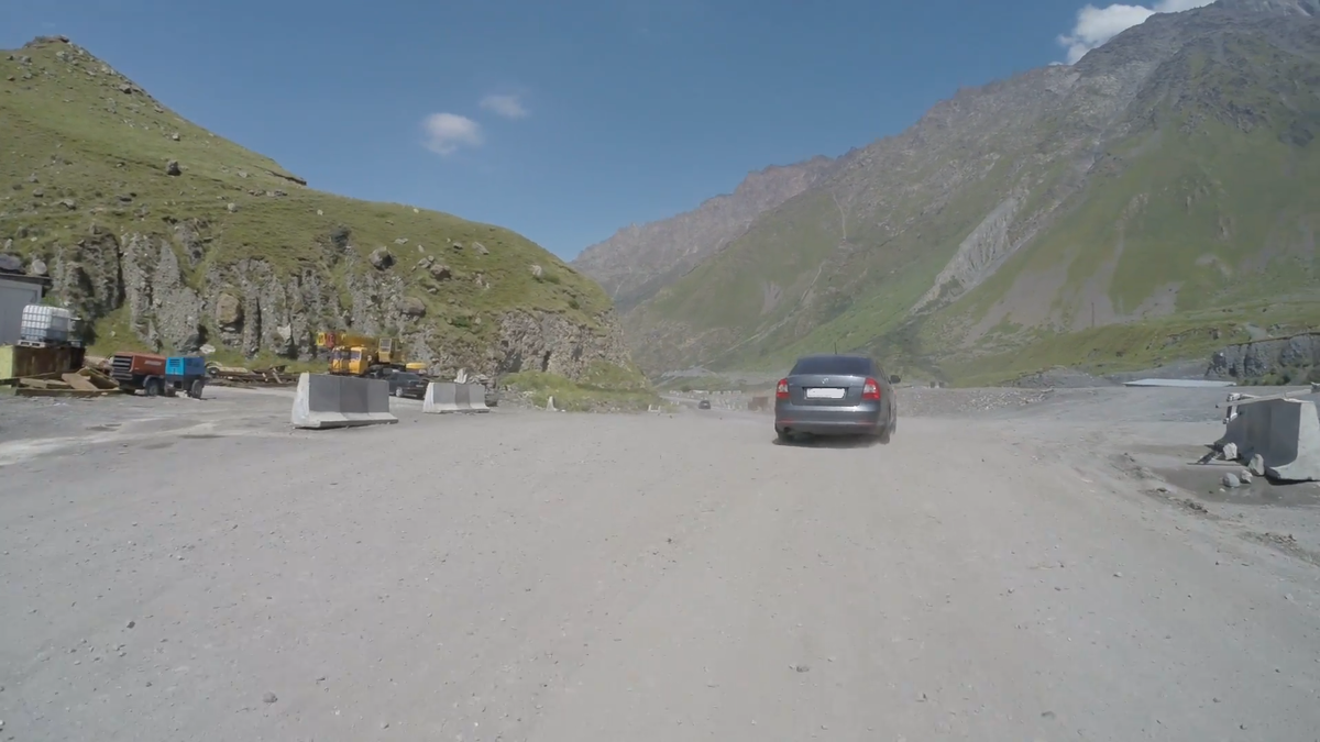 Дорожные работы на Военно-Грузинской дороге