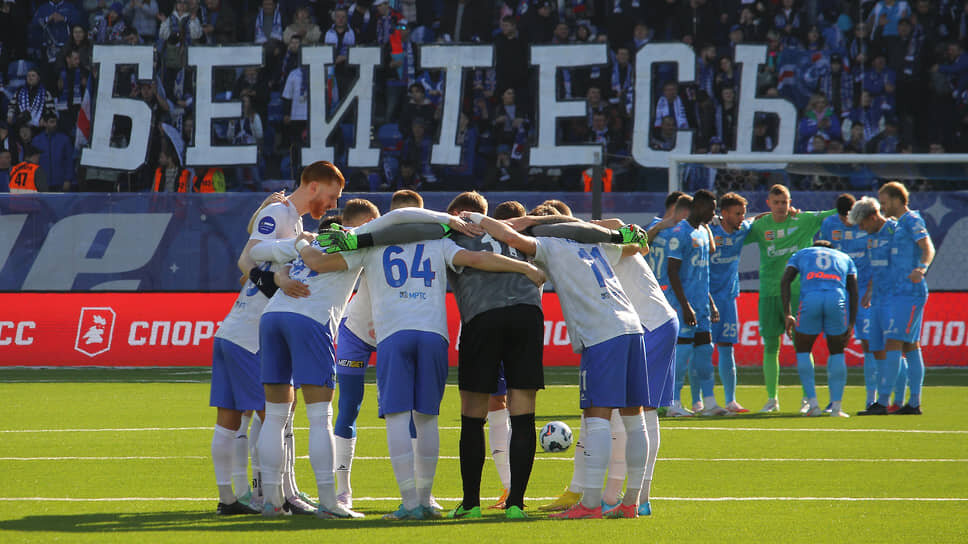 Момент матча между «Зенитом» и «Факелом».📷Фото: Константин Франовский / Коммерсантъ