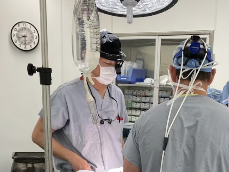    Канадские хирурги восстановили зрение пациента с помощью зуба