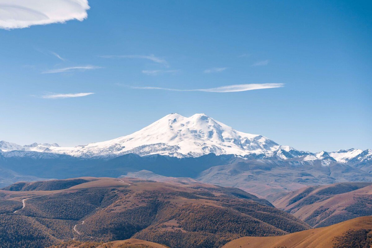 Гора Эльбрус.