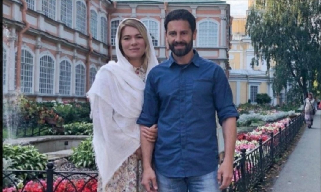 Виктория и Антон Макарские – православная семья. Фото из свободного источника в Интернете. 