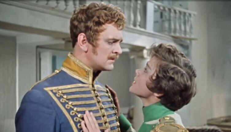    Лариса Голубкина и Юрий Яколвлев Кадр из фильма «Гусарская баллада», 1962 г., киностудия «Мосфильм»