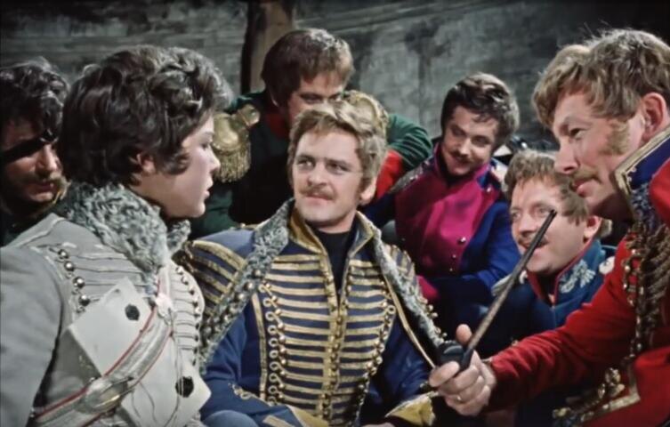    Кадр из фильма «Гусарская баллада», 1962 г., киностудия «Мосфильм»