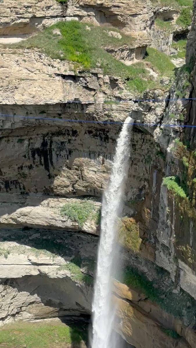 Водопад Тобот.