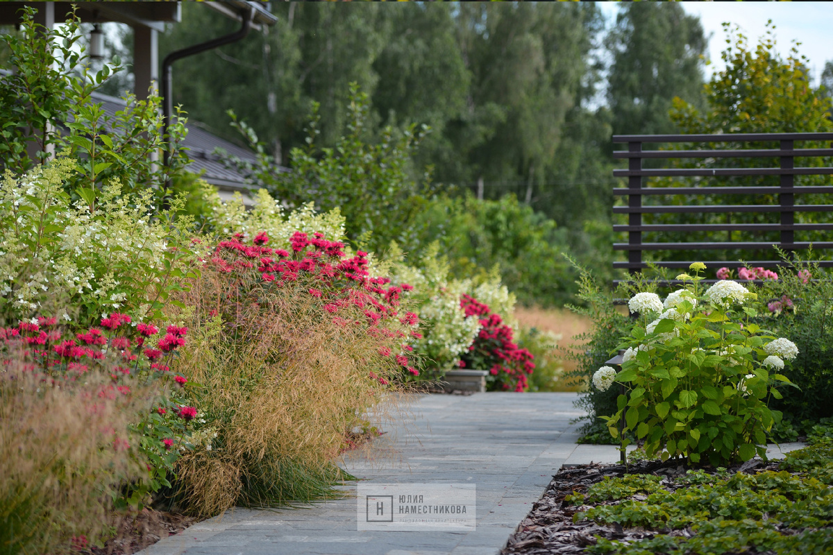 Листайте галерею по стрелке вправо