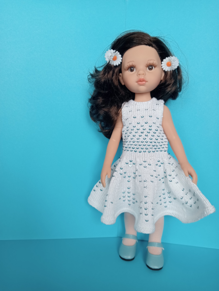 Платье с пайетками для куклы Паола Рейна, фото авторов