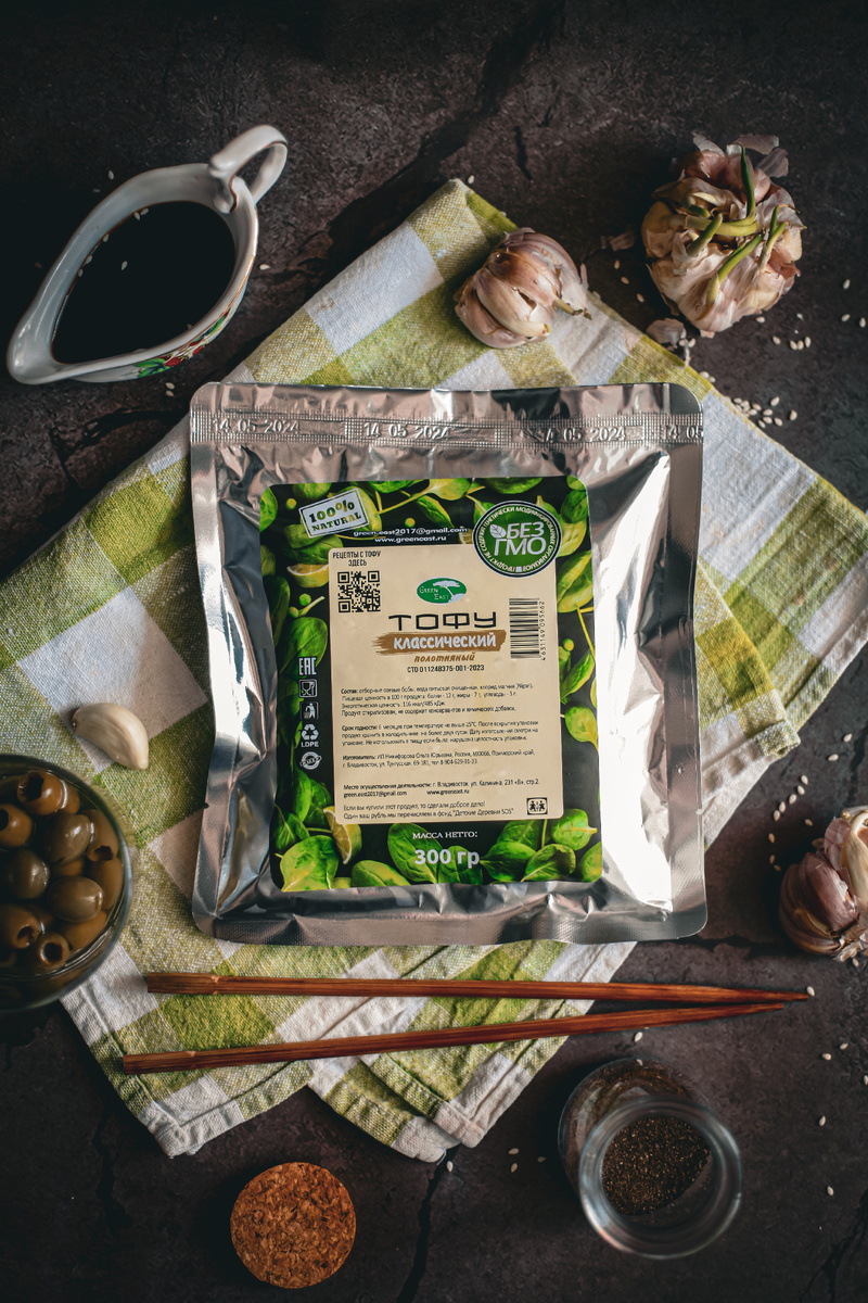 Ищите вот такой тофу Green East, это наш, и он лучший. Говорю, как есть)))