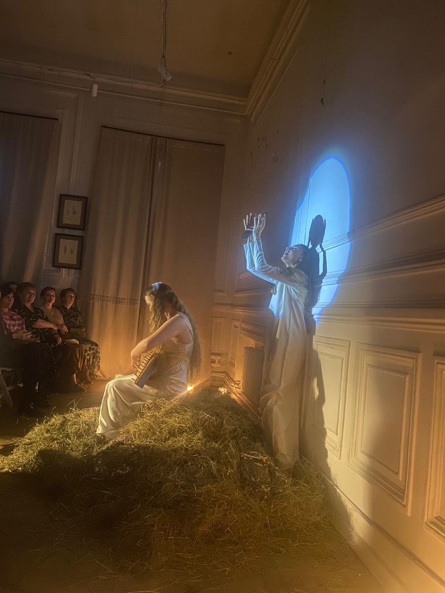 «Дева, радуйся!» Спектакль Л.Толкалиной