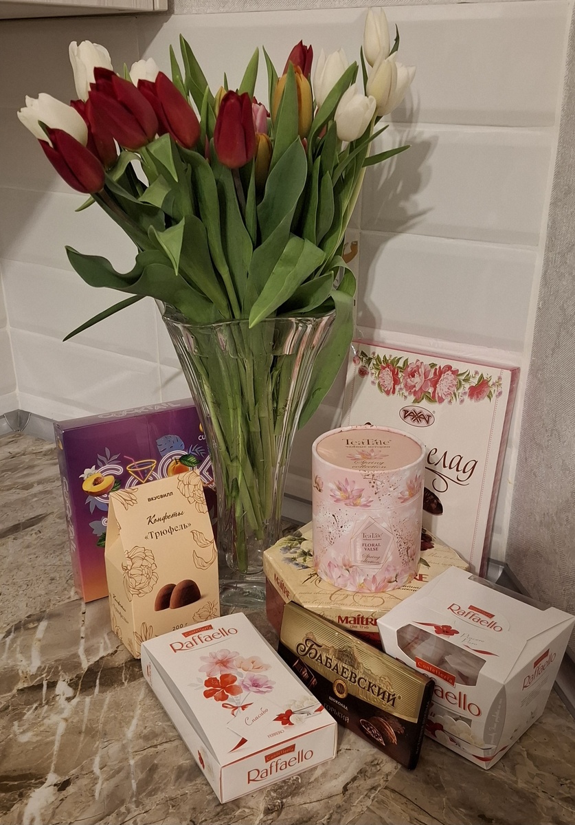 Плюсы преподавания в школе! 