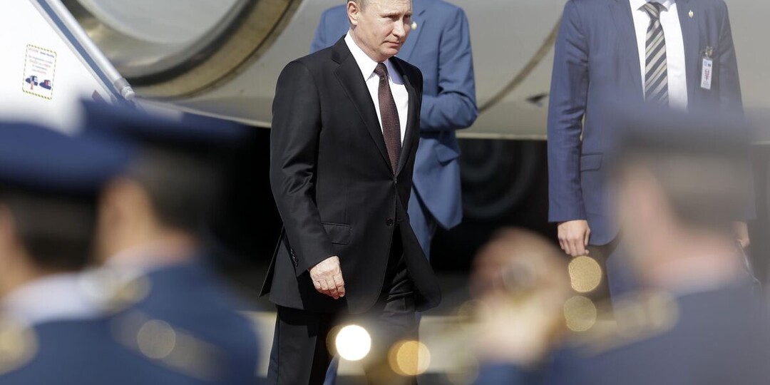 Тайные покушения на Путина: снайпер, 48 бомб и загадочная организация