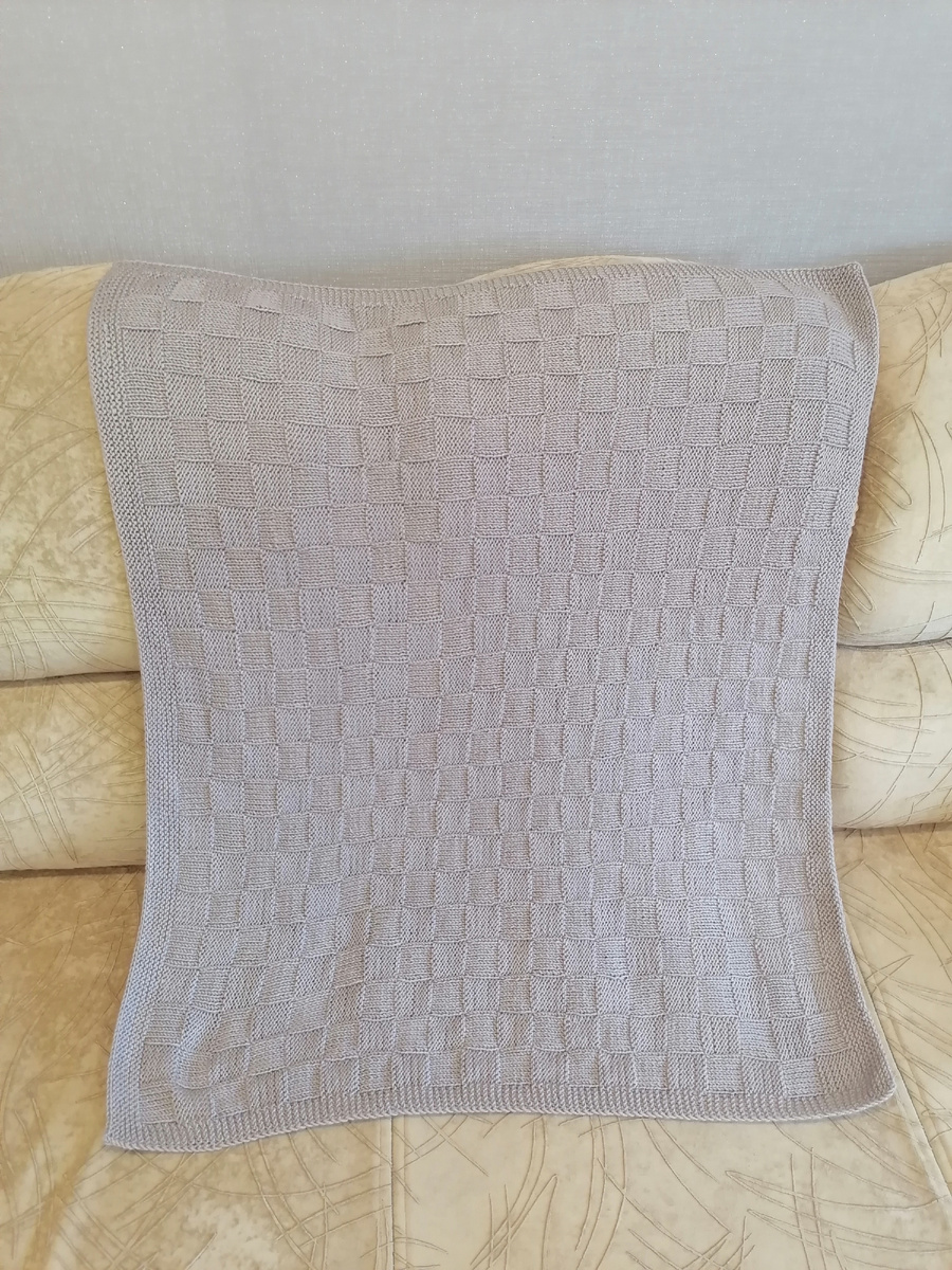 Этот немного темнее