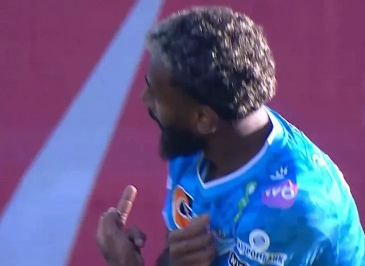    «Проблема футболиста – не хочет играть за «Зенит». Игорь Федотов объективно разобрал скандал в Воронеже Фото #2