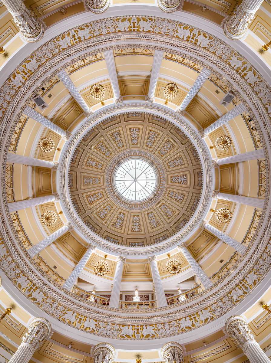 Мариинский дворец. 6 рядная панорама Ротонды, снята на 17 мм тилт-шифт объектив Canon, сшита из 18 кадров. Фотограф Андрей Белимов-Гущин Февраль 2025 г.