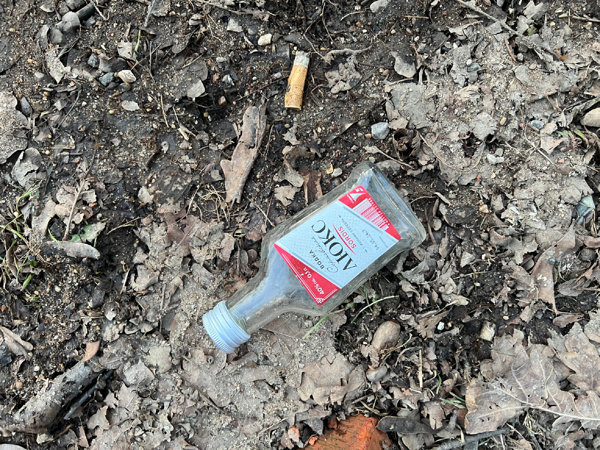 Я пью только люксовые напитки, писал он в комментариях...