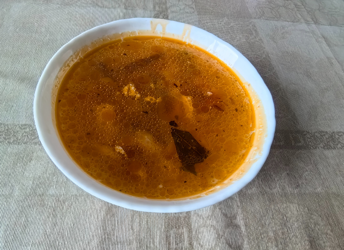 Супы готовит муж. 