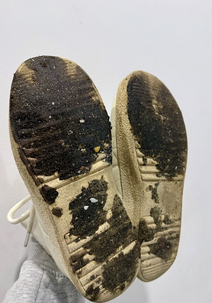 После прогулки по песочному пляжу