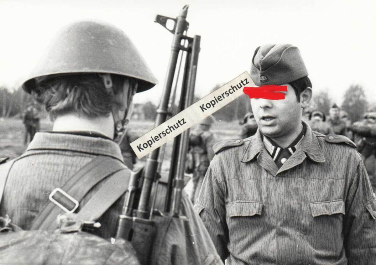 Ручной пулемет LMG K (восточно-германское обозначение РПК) с установленным компенсатором от автомата АКМ.