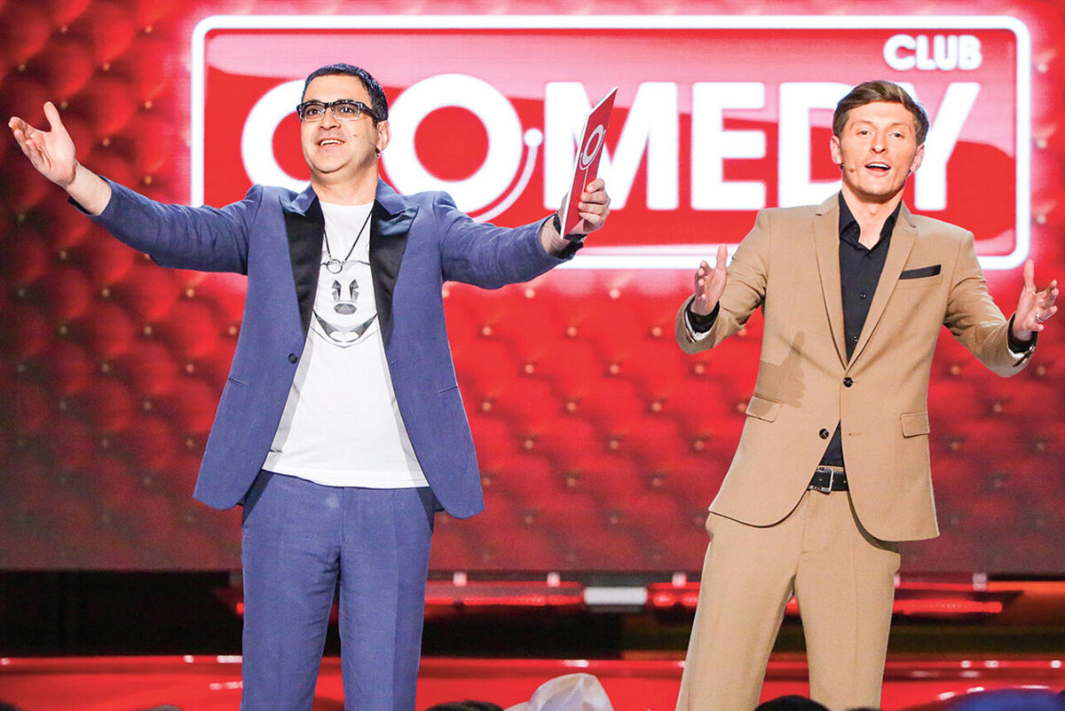    С Павлом Волей на съемках шоу Comedy Club. 2015 г. Артем Геодакян/ТАСС