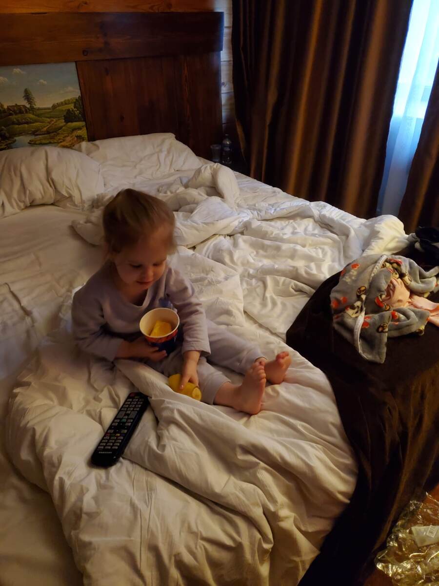 Вот так мы и спали в Солнечном.