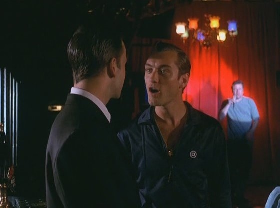 Кадр из фильма «Лондонские псы» (2000)