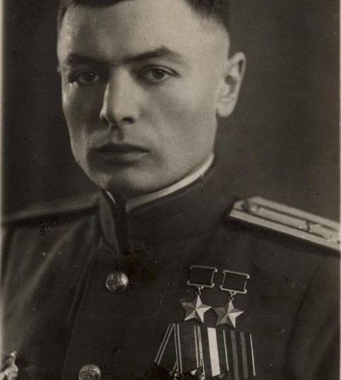 Дважды Герой Советского Союза Петров: чтобы помнили