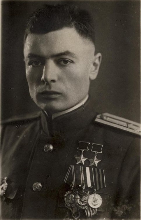 В.С.Петров. 11.1945. ЦМ ВОВ ОФ-87747.