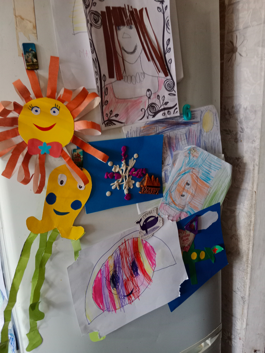 Места на холодильнике уже нет