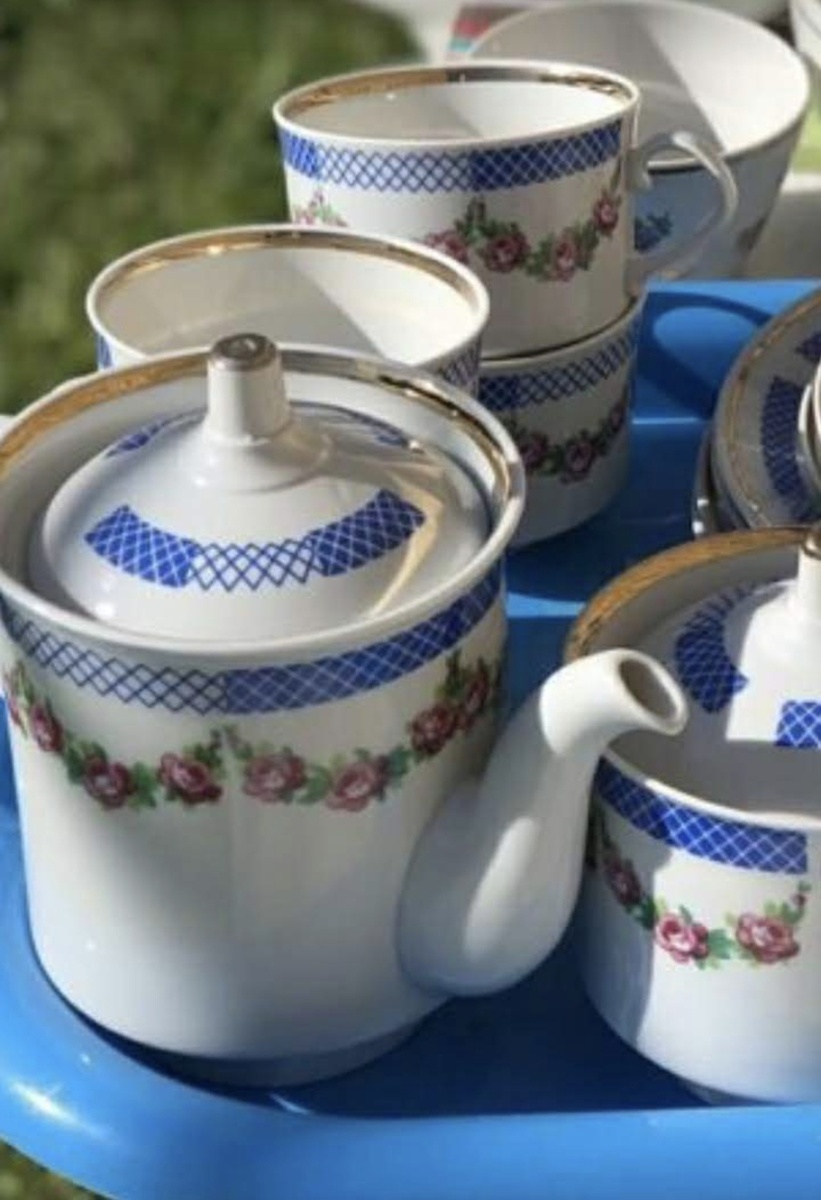 Из открытых источников. Даже фото сохранилось с одним из тех сервизов.