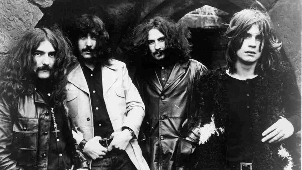 Black Sabbath в 1970 году: (слева направо) Гизер Батлер, Тони Айомми, Билл Уорд, Оззи Осборн