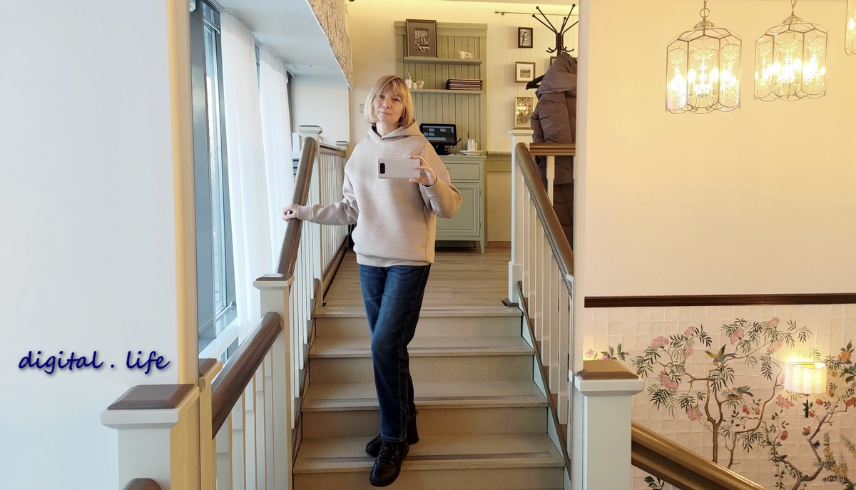 Воскресное свидание с чашечкой американо и снова на работу. Улыбаемся и машем )))