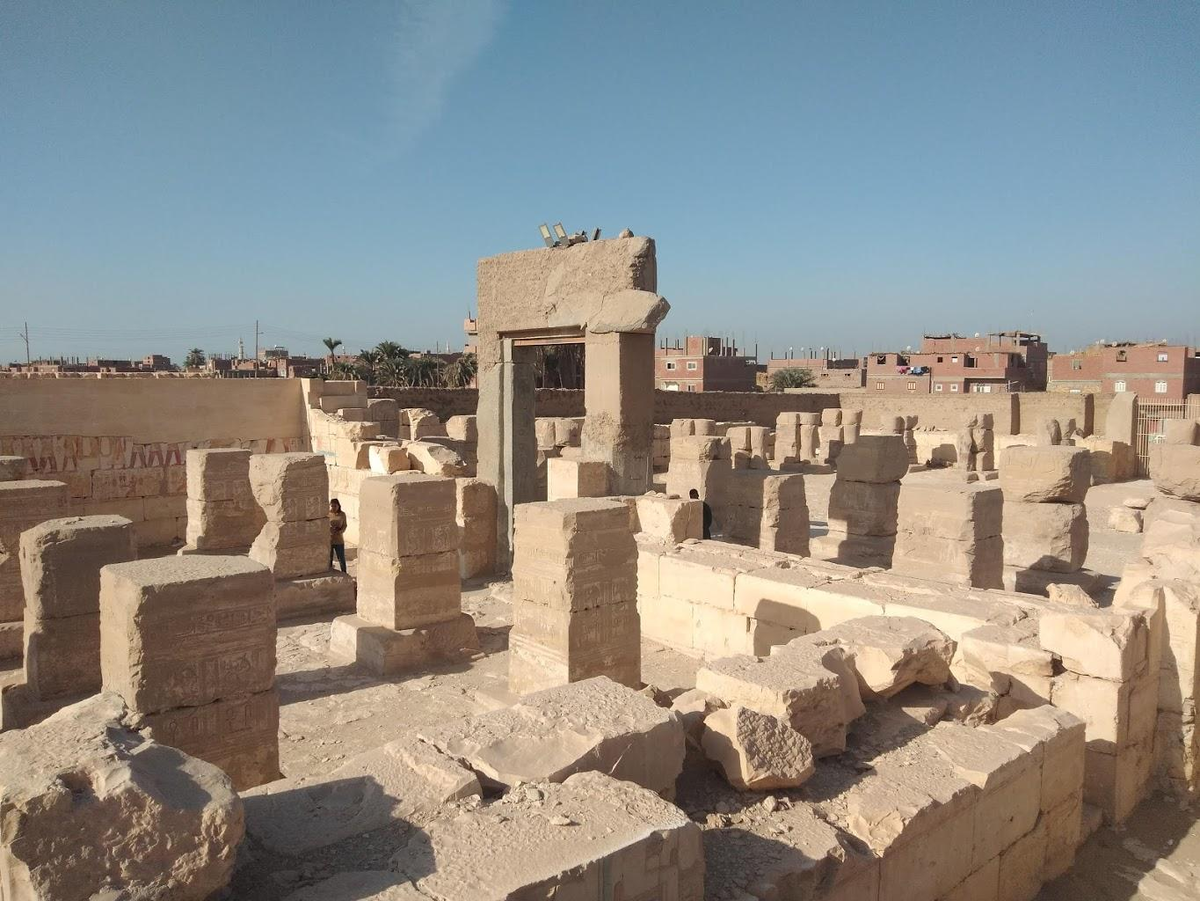 Местные руины