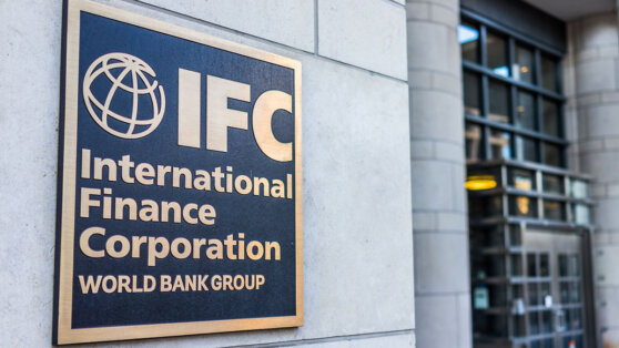    Всемирный банк пересмотрит подход к ядерной энергетике ©Kristi Blokhin/Shutterstock / Fotodom