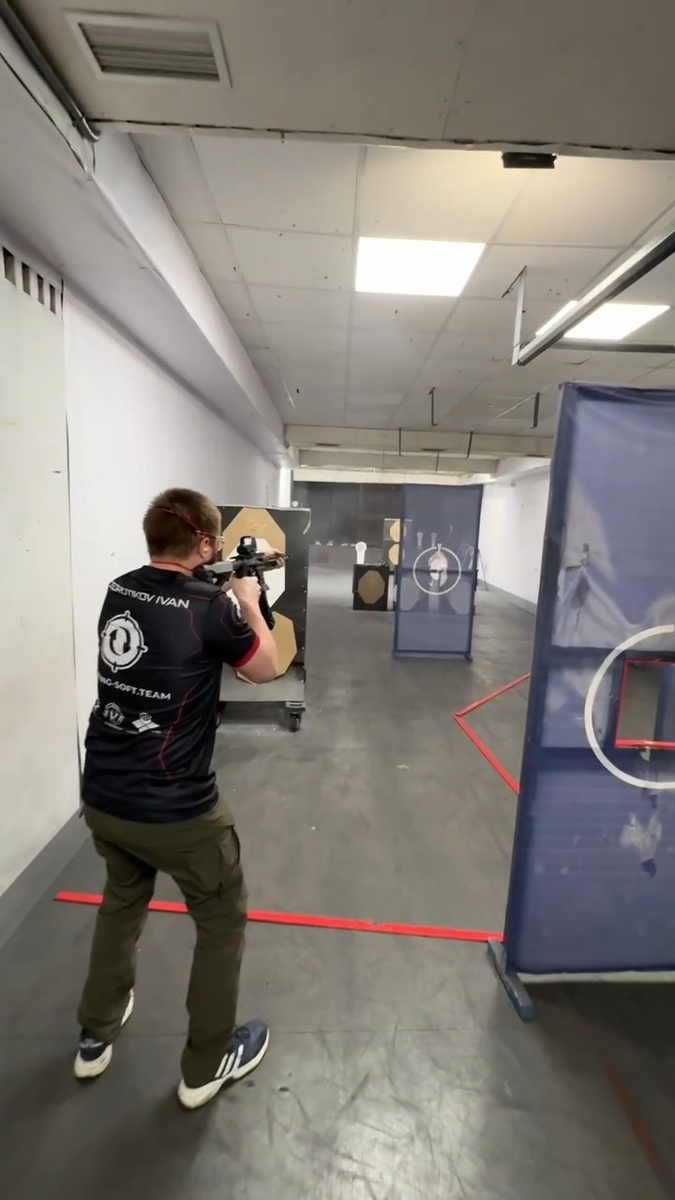 Тренировка в крытом тире