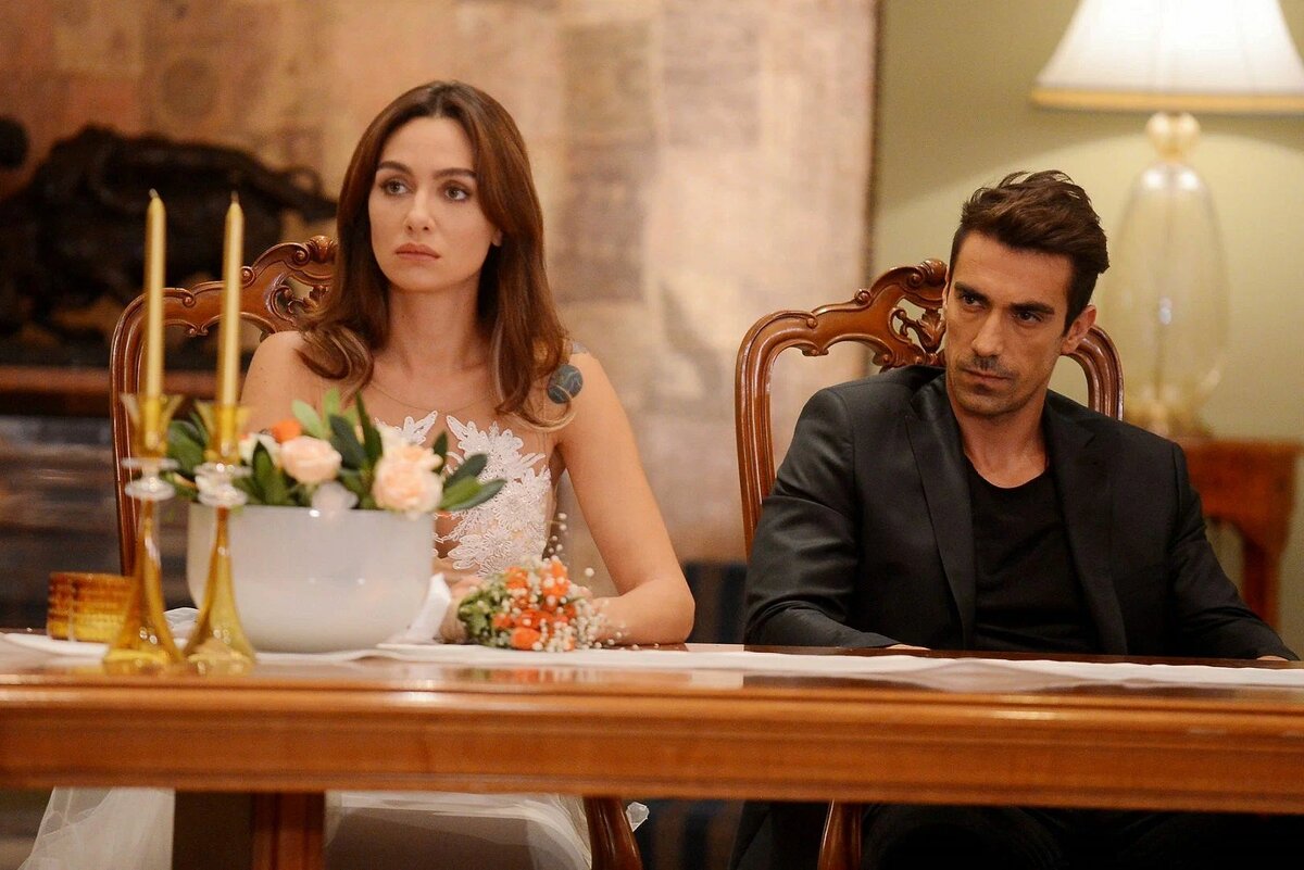 Кадр из сериала "Чёрно-белая любовь". Картинка из Интернета.