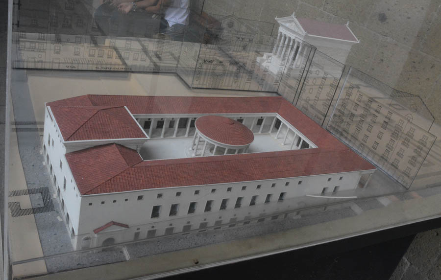 Таким представляют себе историки античный «римский» рынок.